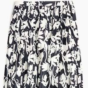 PLEATED MIDI SKIRT IN SHADOW FLORAL